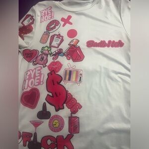 Cute and simple T-shirt